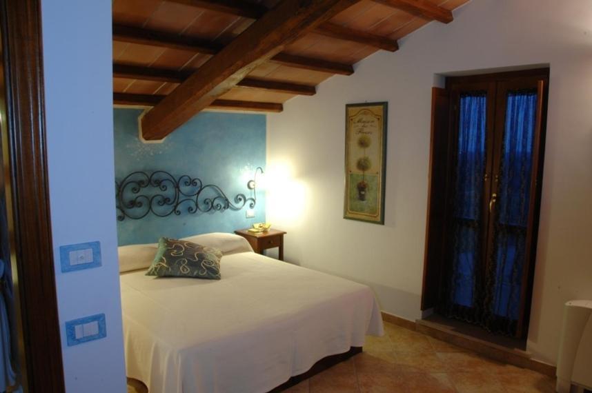 Corte In Fiore Villa Ardea Room photo